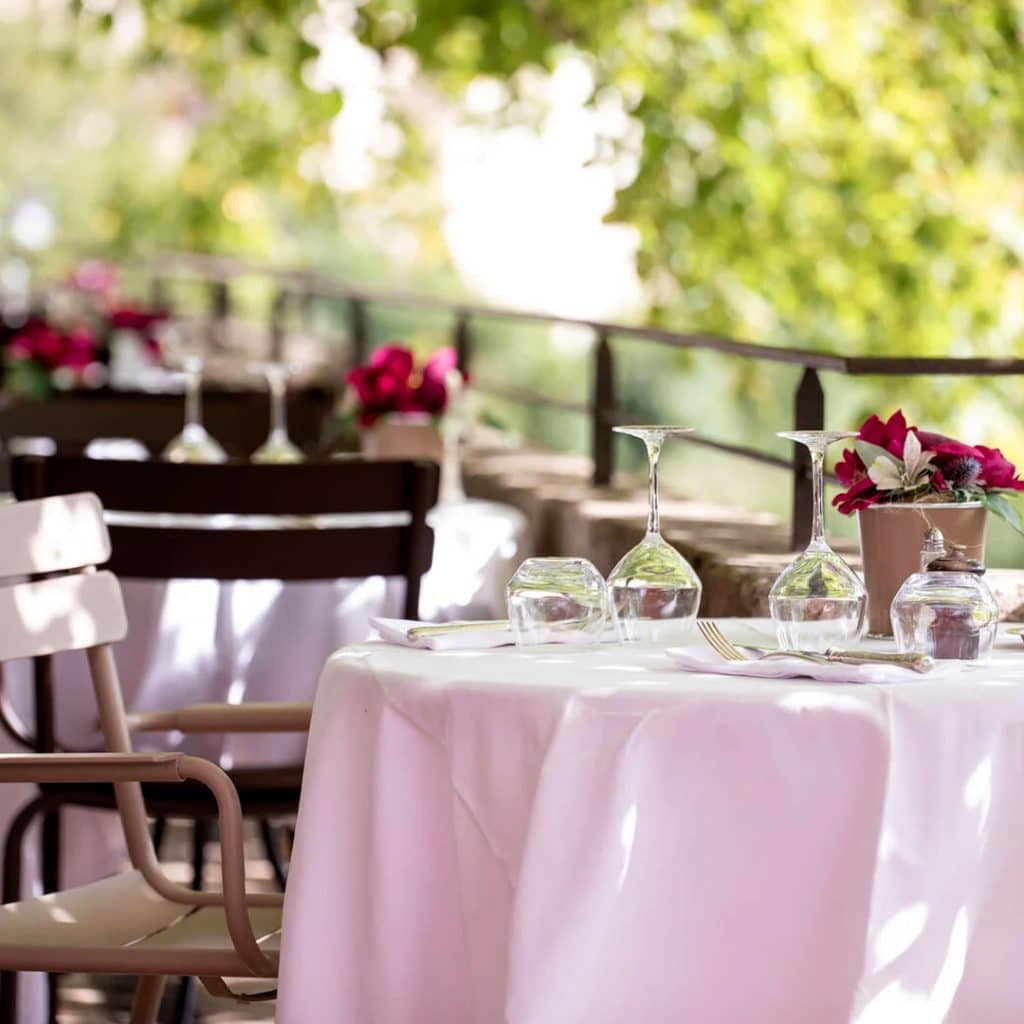 Terrasse du restaurant Le Beau Site - Jehan le Valon à Rocamadour - Bonnes Tables du Lot