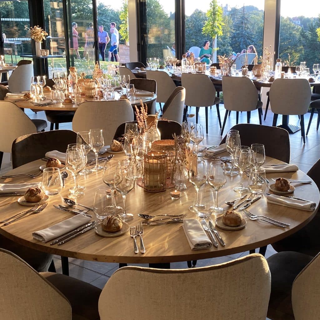 Salle du restaurant Delicatessens à Gourdon - Bonnes Tables du Lot